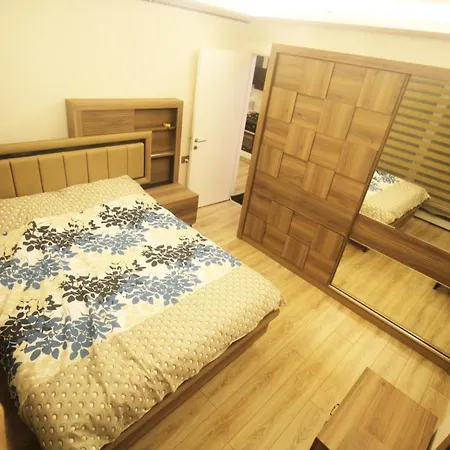 아파트 Newly Furnished Flat In The Heart Of 이스탄불